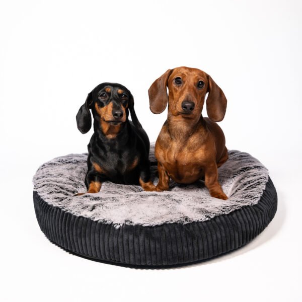 Round pouf